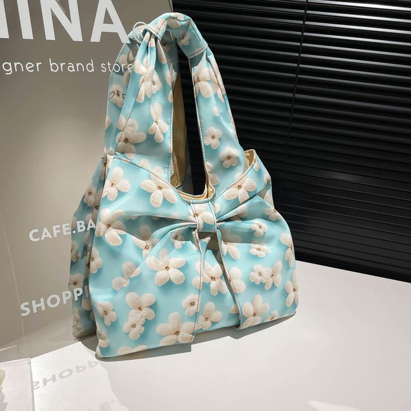 Sweet Bow Flowers Women's Shoulder Bag Casual Large Capacity Girls Underarm Bags Pleated Design Travel Ladies Tote Handbags
