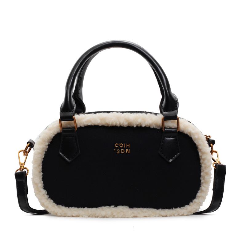 Autumn and Winter Retro High-grade Texture Versatile Portable Pillow Bag Women's Commuting Niche Fur Integrated Messenger Bag Women