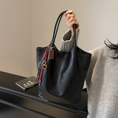 Large-capacity Simple Women's Bags, New Trendy Fashion Handbags, Simple Retro Atmospheric Women's Shoulder Bags