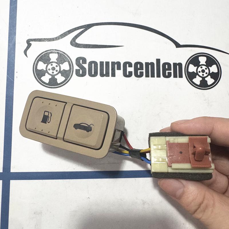 937003S000 Rear Trunk Hatch Fuel Open Switch For Hyundai Sonata YF I45 2011-15 Rear Trunk Lid Fuel Filler Switch 93700-3S000