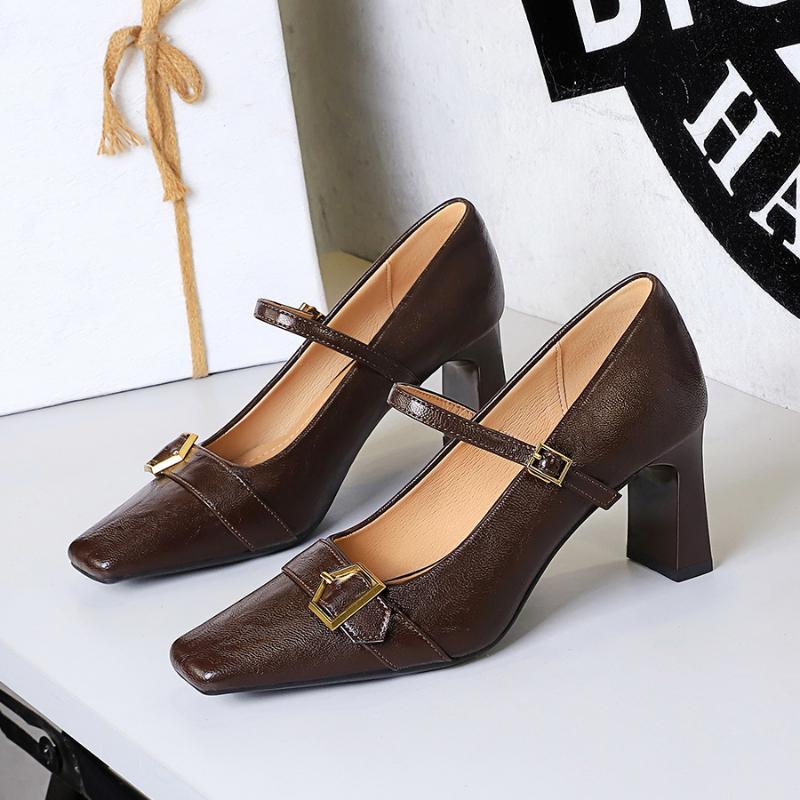 

Европейско-американский стиль Однополосные туфли на высоком каблуке с открытым носком и глубоким вырезом, на толстом каблуке, с металлической пряжкой-ремнем 35