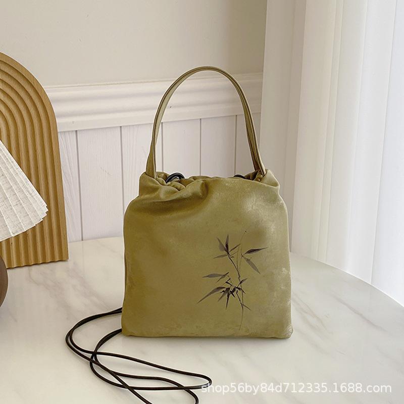 Premium sense Xiaoxiangfeng mini mobile phone bag 2025 spring new diamond chain messenger bag bucket bag