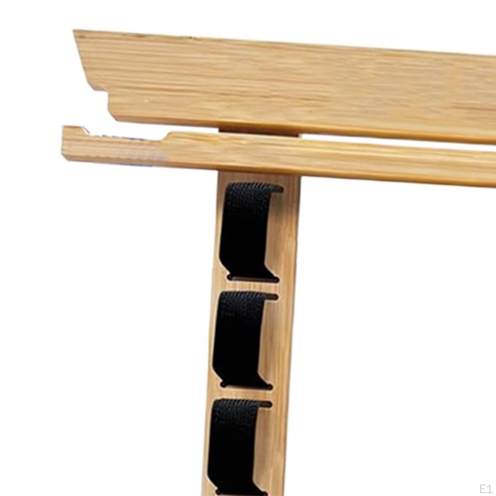 Stojan na vystavení karate pásků Úložný prostor na pasy Není nutná montáž 10 pásků Dřevo Skládací