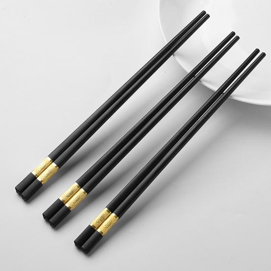10 Pairs Plastic Chopsticks Black Gold Non-Slip Grip Micro-Tip Design Chopsticks Ergonomic Cylindrical Sushi Sticks for Chinese Japanese Food Elegant
