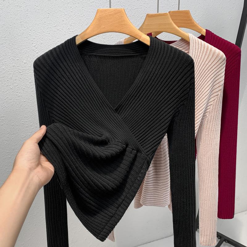 

Базовая футболка Женская Новая Женская одежда Темперамент Крест V-образный вырез Пуловер Свитер Эластичный Внутренний Пояс Топ 3XL чёрный