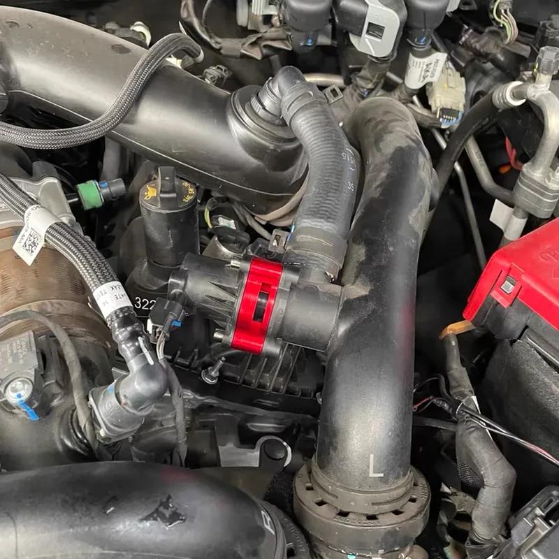 NEW Car Turbo Blow Off Valve Adapter for Ford Mustang Escape Fiesta ST Fusion Sport 1.5L 1.6L 2.0L 2.7L