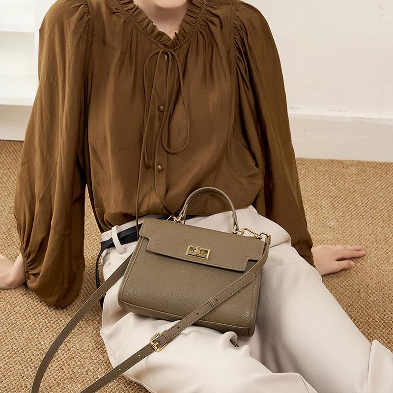 Popular All-in-one Leather High-grade Leather Carry-on Bag Crossbody Handbag Female Classic