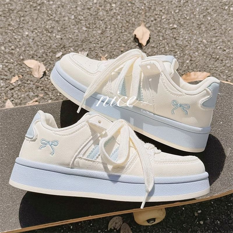 Women's New Autumn Breathable Thin Soft Sole Not Tired Feet Bread Shoes Casual Sports Shoes Board Shoes