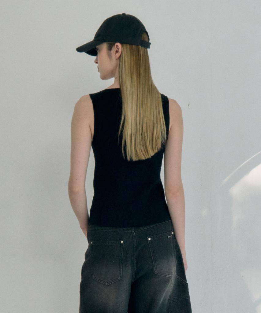 JUCYJUDY Asymmetrical Sleeveless Knit Jzkt321C