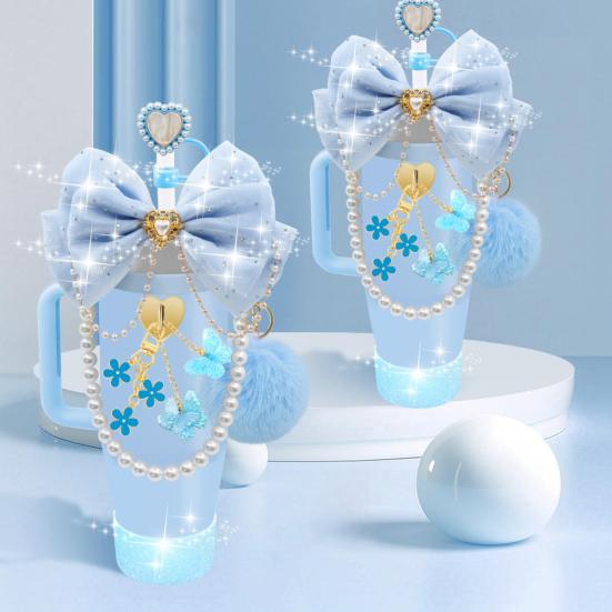 1 Set Tassenhülle Funkelnde Strasssteine Schleife Plüschball Dekoration Kunstperlen Lanyard Tassenzubehör mit Silikonboden-Schutz