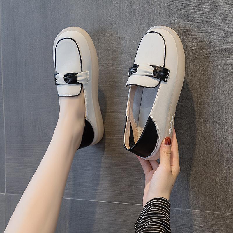 2025 new soft-soled single shoes two wear leather little white shoes women's one pedal loafers flat Doudou shoes 43 large size