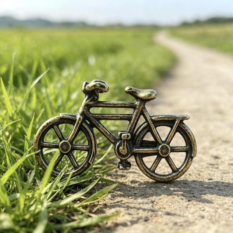 Miniaturowa Figurka Roweru ze Stopu Metalu Retro Antyczny Wykończenie Wykwintny Szczegół Wystrój Domu Prezenty Dla Miłośników Kolarstwa