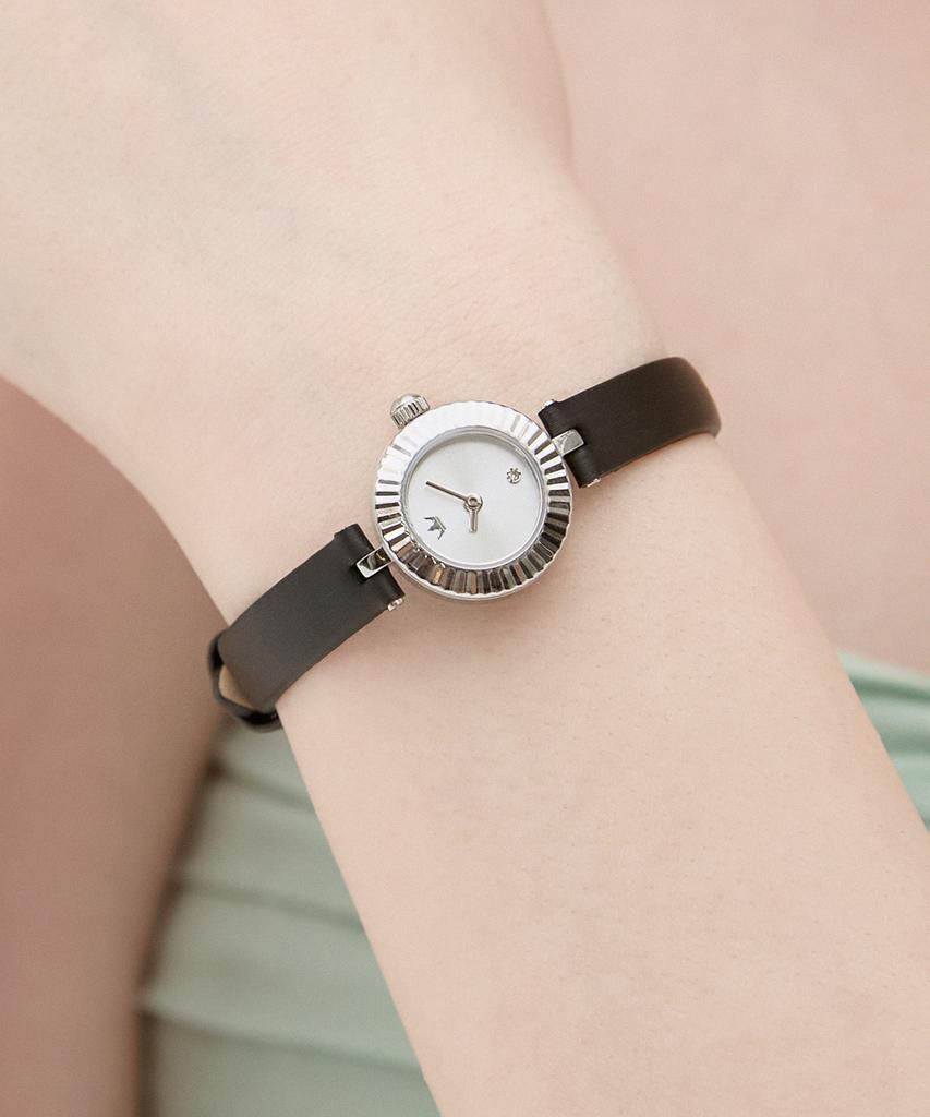 Jeieseutina Tiara Stella Silk Band Watch - White (Jwt1Le6Bs604Whbk0)