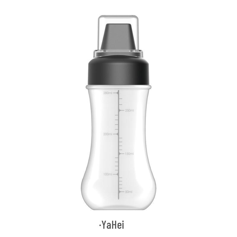 Five-Hole Squeeze Sauce Bottle with Dust Cover for Kitchen Condiments