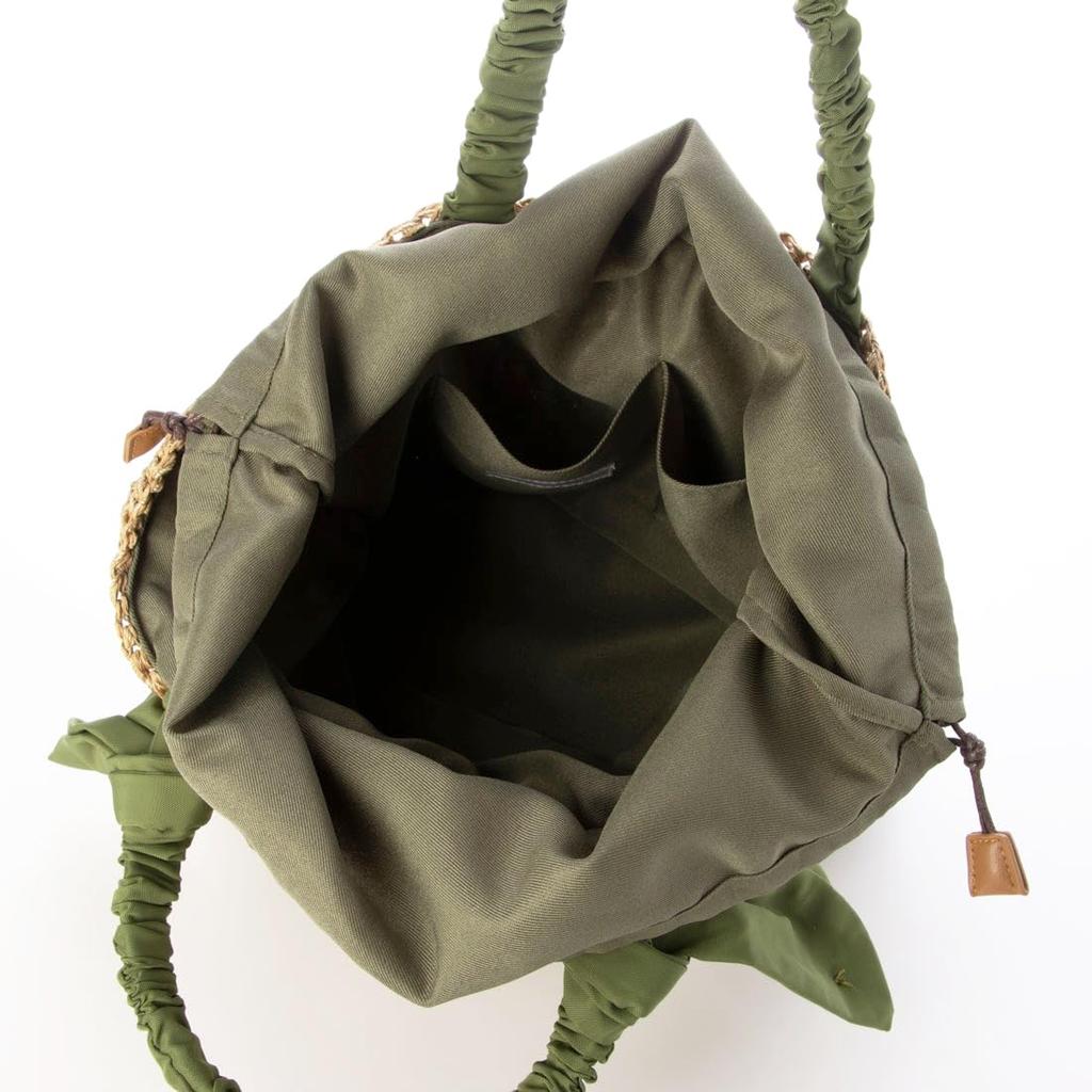 Ribbon-switch knit tote bag