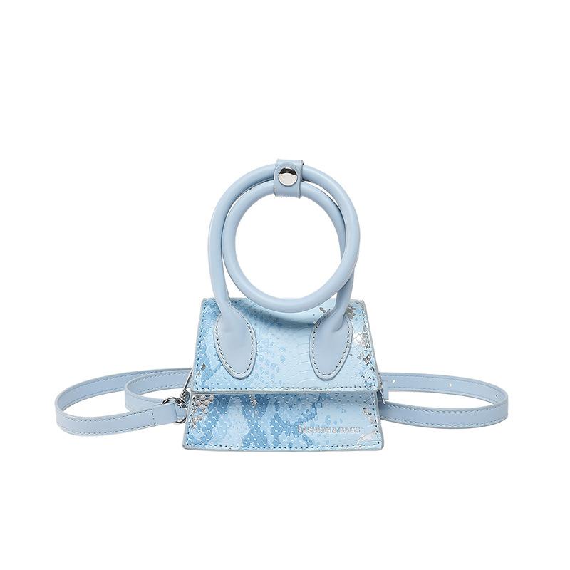 

Портативная мини-сумка с узором змеиной кожи 2025 новая летняя популярная нишевая сумка на одно плечо через плечо маленькая квадратная сумка синий