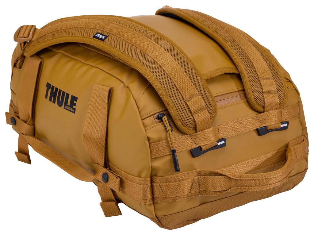 Thule Chasm Duffel 30L Heavy Duty Weather Resistant Lockable Zipper Pull Golden 1.2kg