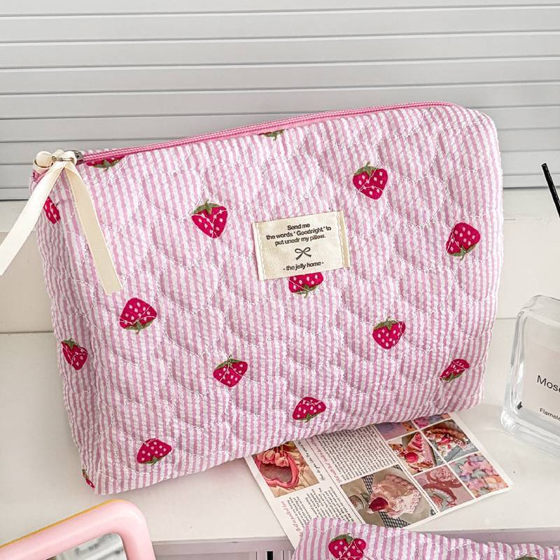 Travel Toiletry Organizer With Striped Pattern And Breathable Fabric For Women And Men