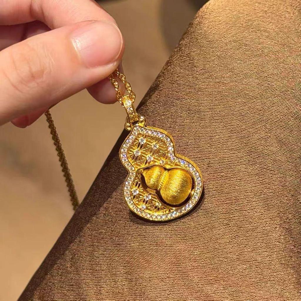 New Chinese Style Rhinestone Carved Gourd Pendant Necklace for Women