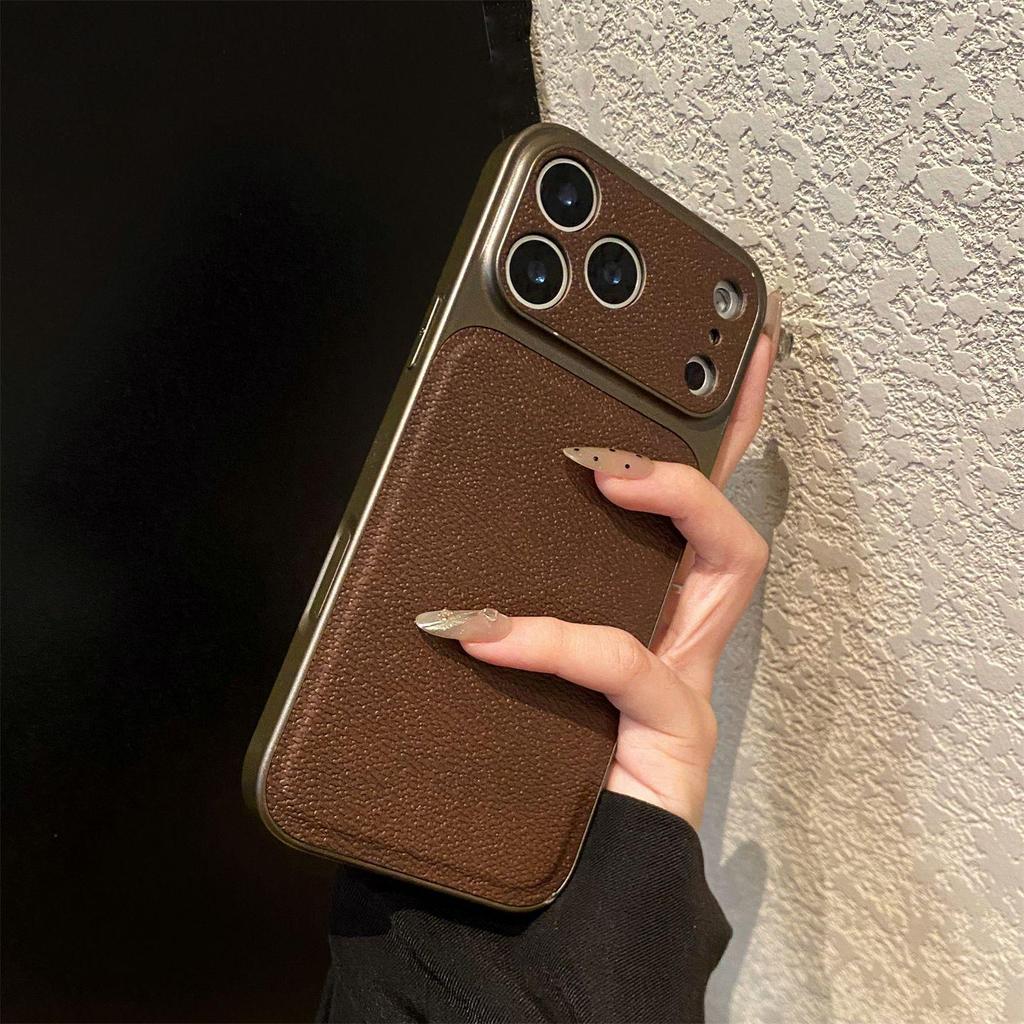 Apple 17promax Leather Texture Full Coverage Phone Case, Compatible with 17 Large Windows (16/15/14 Models).