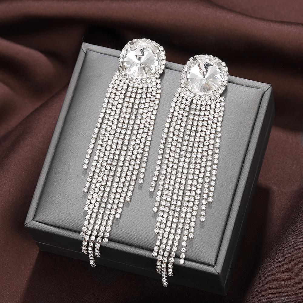 Retro Geometric Rhinestone Tassel Earrings