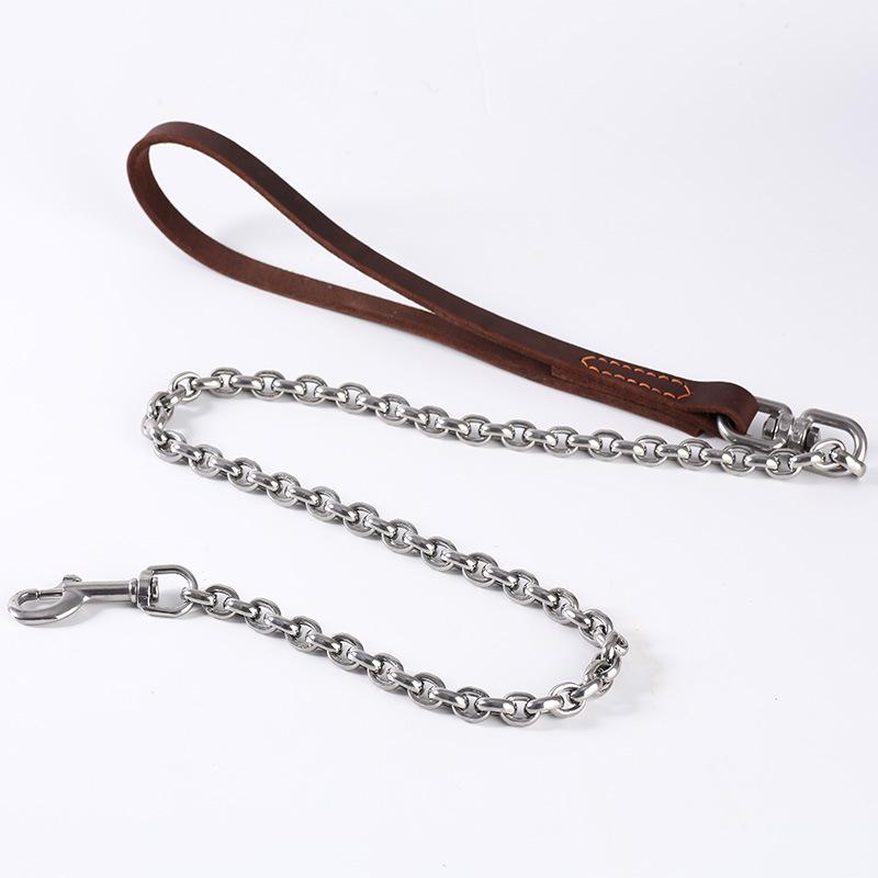 

Ручка из коровьей кожи Поводок из нержавеющей стали Цепь для собак среднего и крупного размера Поводок против укусов Собачья цепь Собачья цепь Прочный поводок 1.2 meters