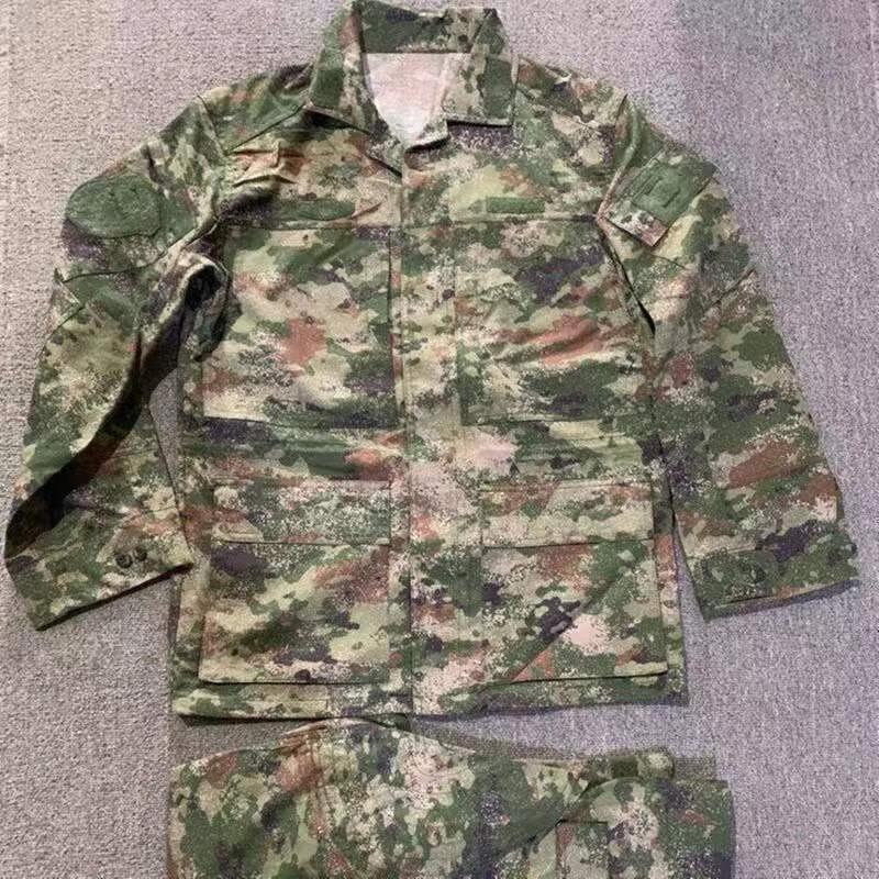 Xun Zhanying Camouflage Uniform Set