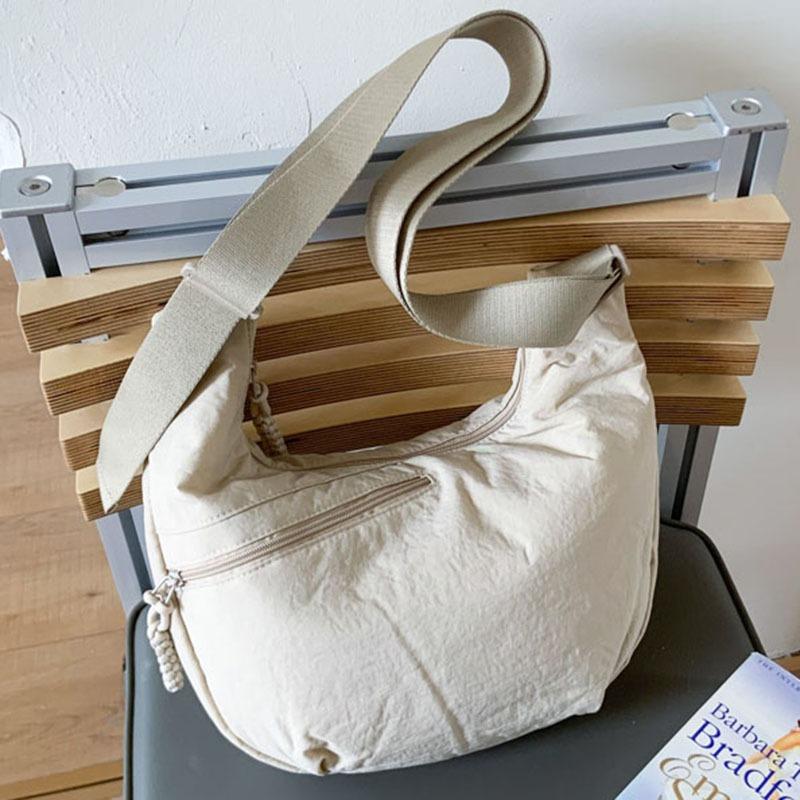 Winter new wind tote oblique span dumpling bag large capacity daily commuting leisure shoulder women's bag