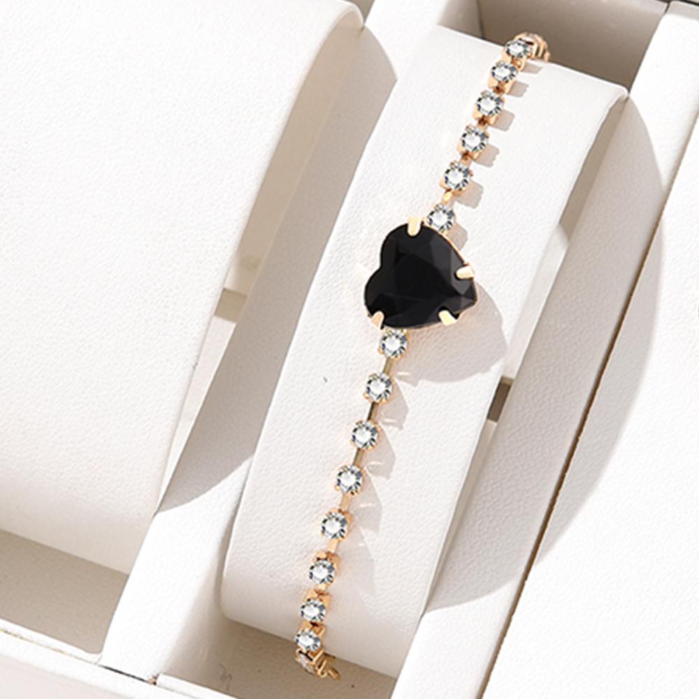 5 Piece Set Women Fashionable Creative Black Heart Shaped Crystal Pendant Collarbone Necklace Earrings Ring Bracelet Combination