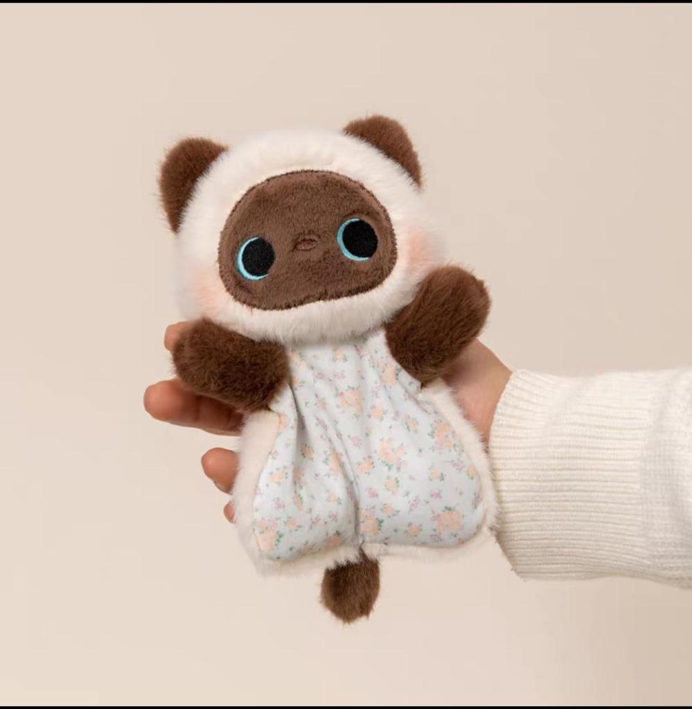 Red Panda & Cat Plush Wrist Rest Doll - Cute Desk Buddy Gift for Girls