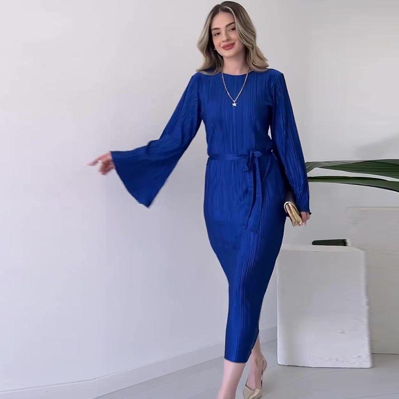 2024 Autumn Women's Flared Sleeve High Waist Slimming Dress