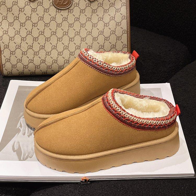 Fashion Winter Plush Shoes for Women Easy to Wear Snow Boots Suede Warm Soft Outdoor Plush Slippers Women Solid Color Thick Soled Shoes