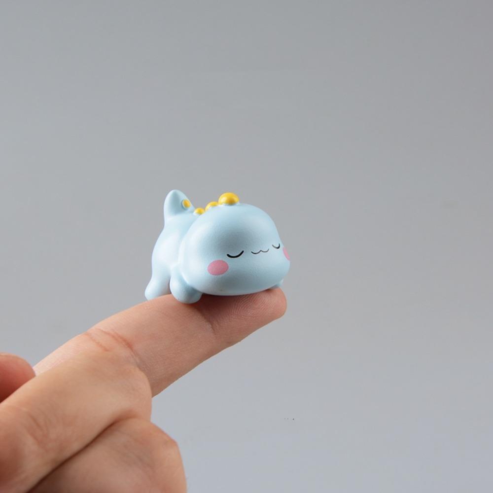 TV Screens Animal Ornament Model Desktop Edges Dog Cat Figurines  Car Interior Decoration