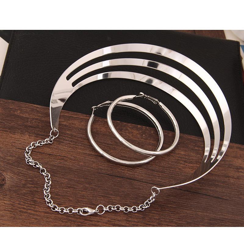 European and American fashion, metal texture exaggerated punk street shot hipster unique fashion women's collar, necklace earring set