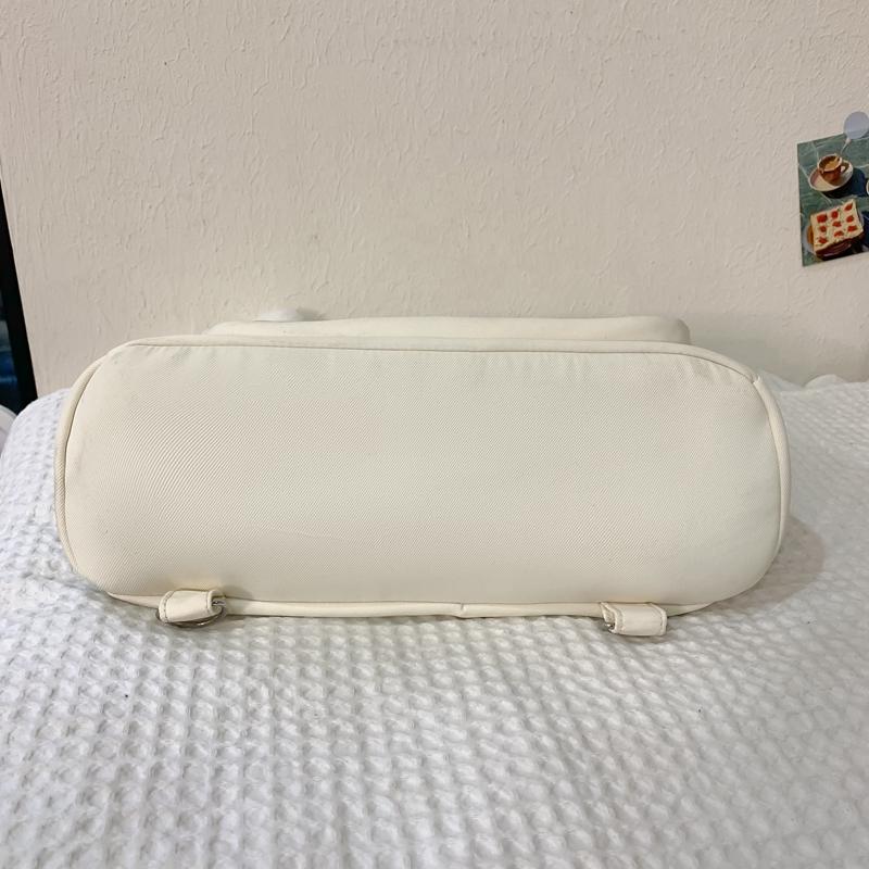 Сумка на плечо в студенческом стиле — фото 20