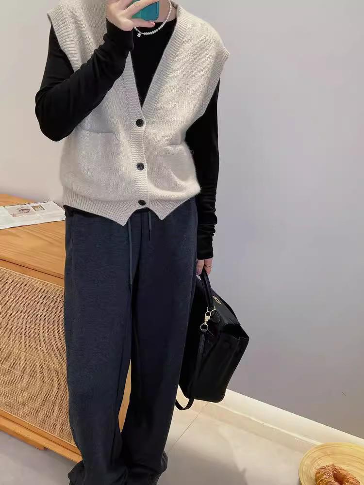 

Женский кардиган свободного кроя с V-образным вырезом и внутренним жилетом без рукавов - Весенняя многослойность Extra Large грязно-белый