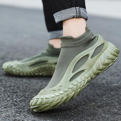 New Fly-woven Mesh Breathable Socks Casual Men's Shoes with Help Injection Molding Sports Shoes Fly-woven Casual Men's Shoes