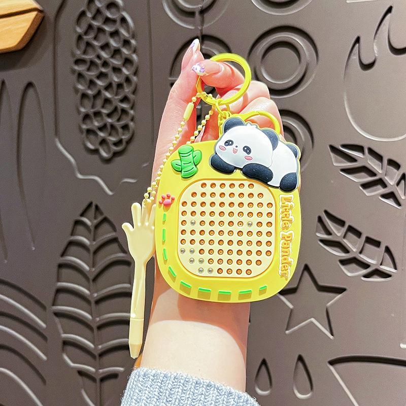 

Exquisite Cartoon Panda Magnetic Drawing Board Keychain - Cute Student Bag Charm & Small Gift Toy