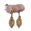 High-end, Minimalist Style, Exclusive Zirconia Leaf Fringed Ear Studs for Women, Suitable for All Occasions and Enhancing One's Charm.