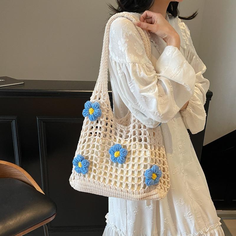 Large Capacity Hollow Knitted Bag Women's Summer New Versatile Single Shoulder Mother and Child Bag Woven Tote Bag