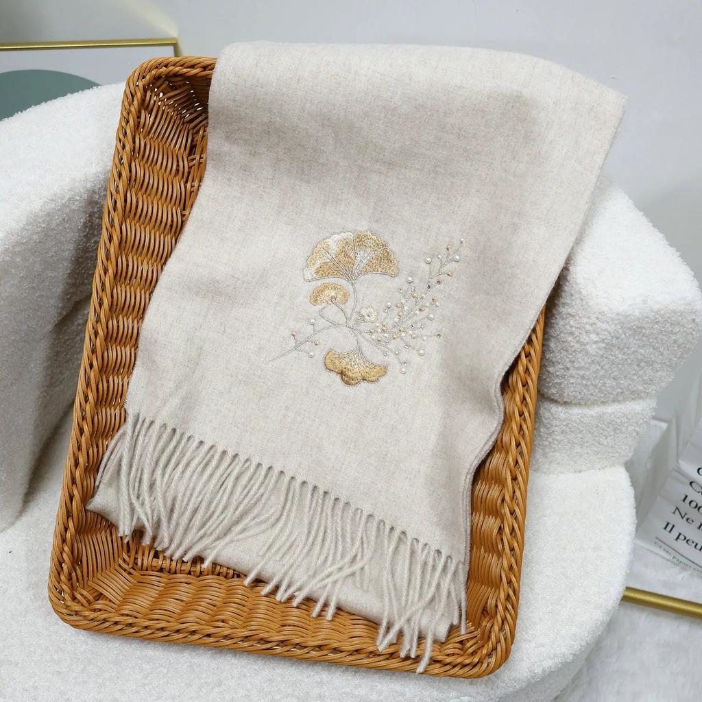 New Year's Embroidered Wool Scarf for Autumn and Winter Thickened Warm Scarf With Tassel
