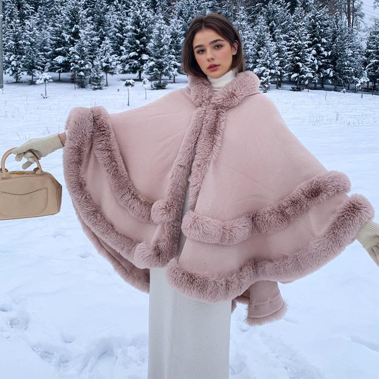 Poncho a mantella da donna con cappuccio e bordi in finta pelliccia, scialle invernale caldo con apertura frontale, mantella oversize