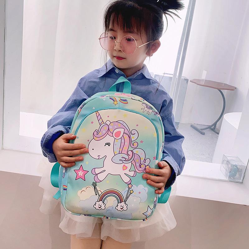 

Unicorn Ultralight Girls Backpack for Kindergarten and First Grade зелёный
