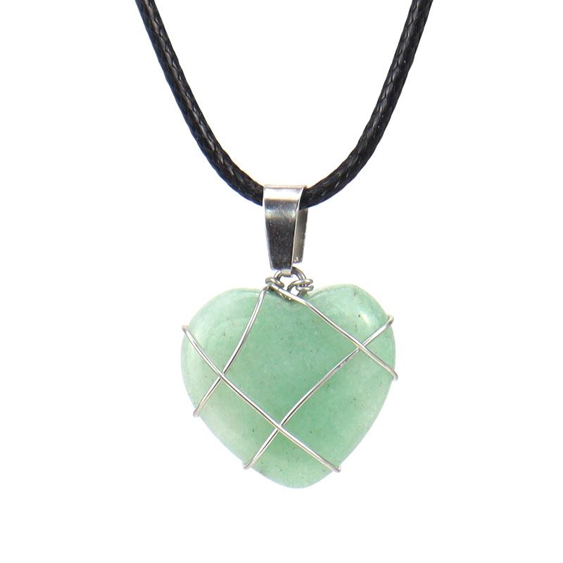 Handmade Copper Wire Winding Natural Crystal Barbie Love Necklace Cute Heart Necklace N567