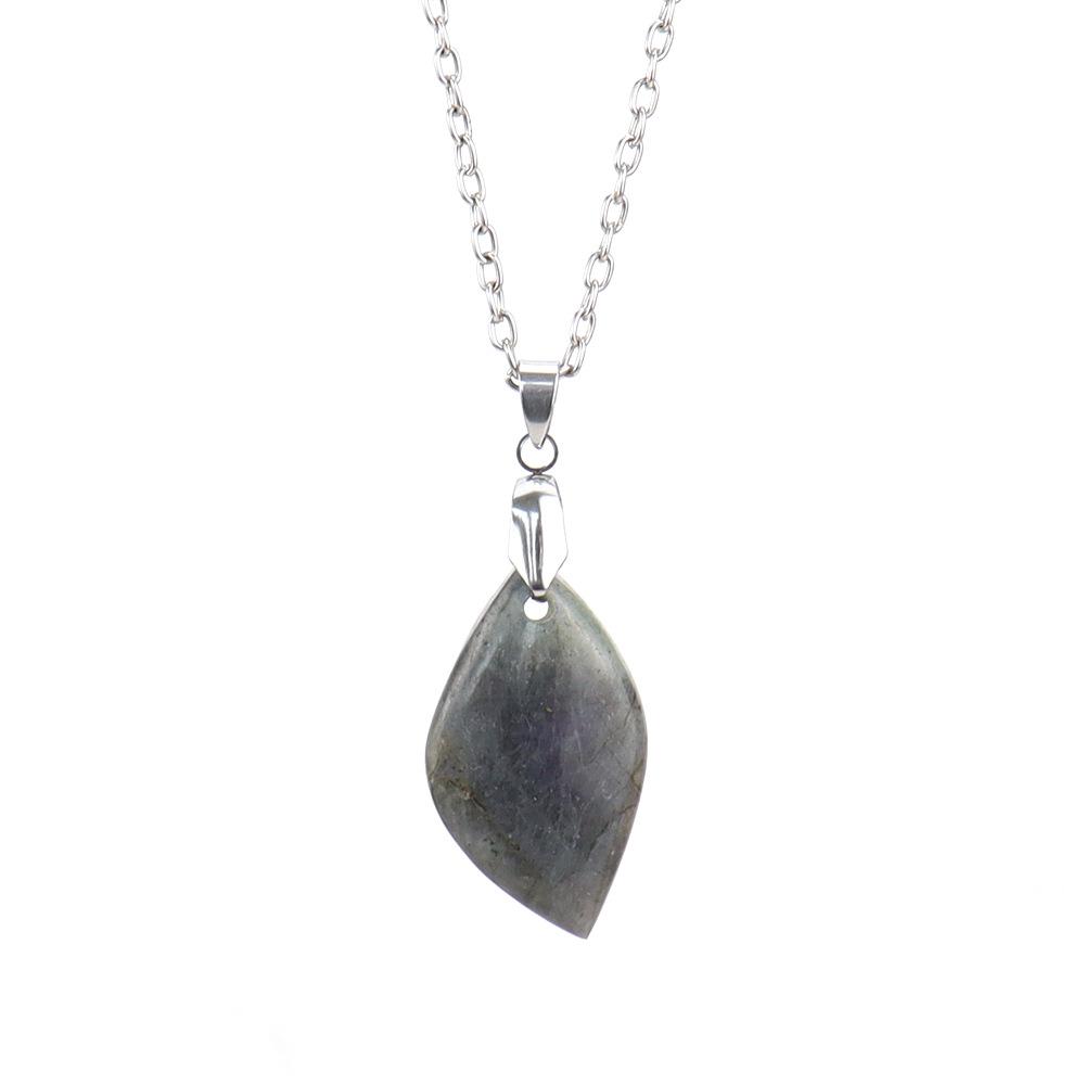 

Natural Elongated Stone Random Oval Rough Stone Leaf-Shaped Moonstone Pendant Necklace N659