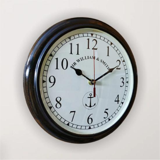 Antike 12-Zoll-Wanduhr aus Holz von Sir William – zeitlose dekorative Uhr im Vintage-Nautikstil für elegante Wohndekoration