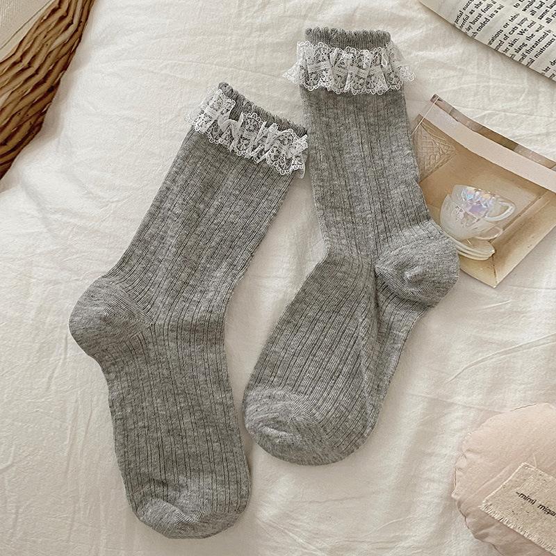 

Женские весенне-летние тонкие гольфы средней длины в вертикальную полоску со сладким кружевом и сеткой 1 pair светло-серый