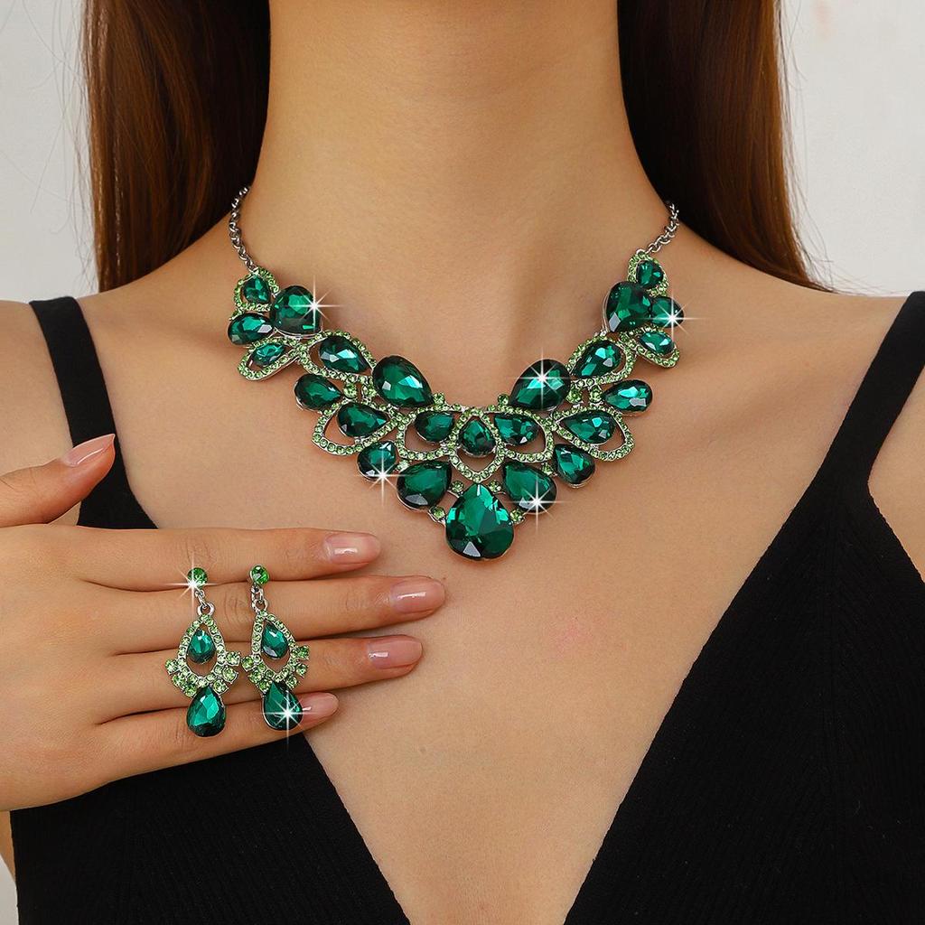Elegant Rhinestone Water Drop Necklace Set - High-End European & American Court Style Jewelry for Women