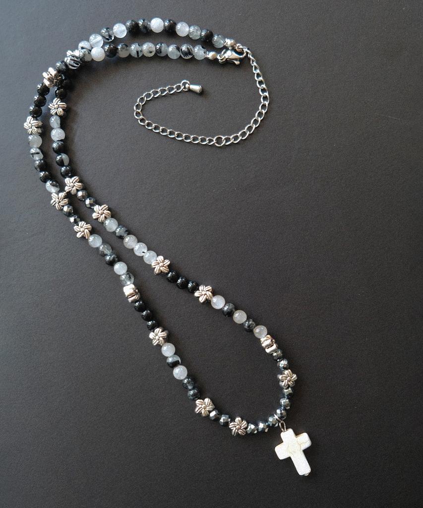 Nakedblood [Handmade] Pale Prayer Beads Necklace