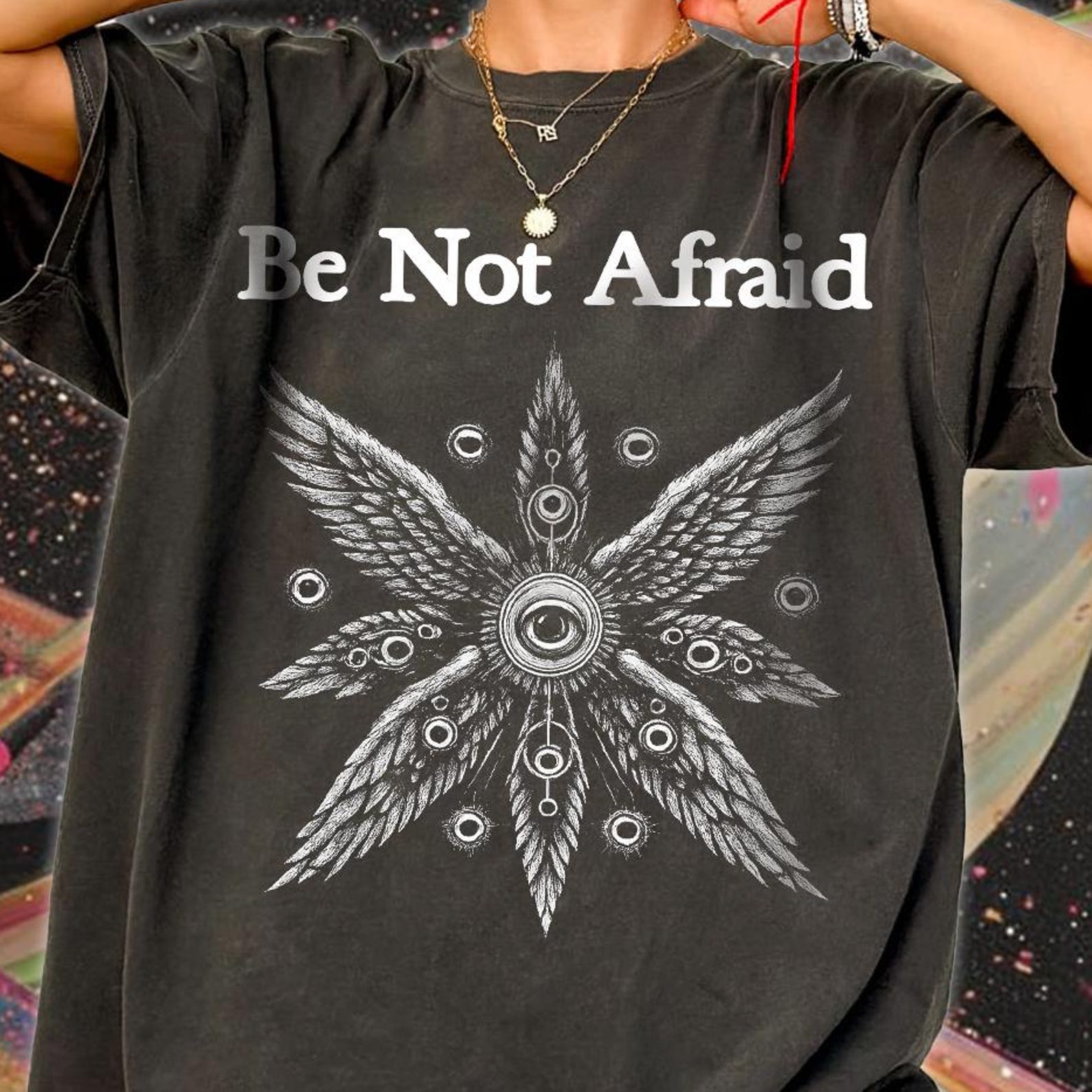 Be Not Afraid Angel Eyes Shirt, Gothic Seraphim Graphic Tee, Celestial Vintage T-Shirt M